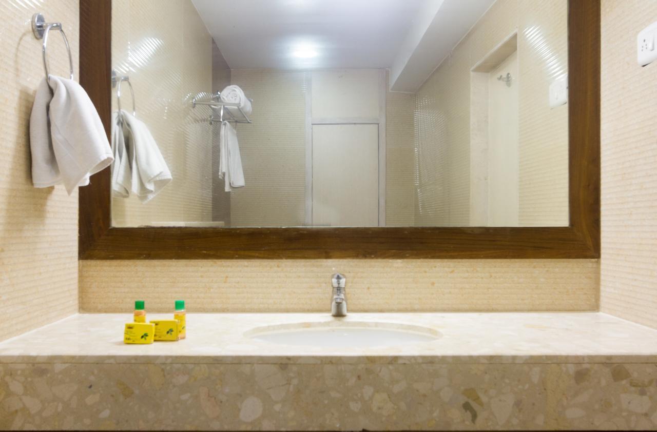 Fabhotel Sri Chakra Inn Porur 钦奈 外观 照片