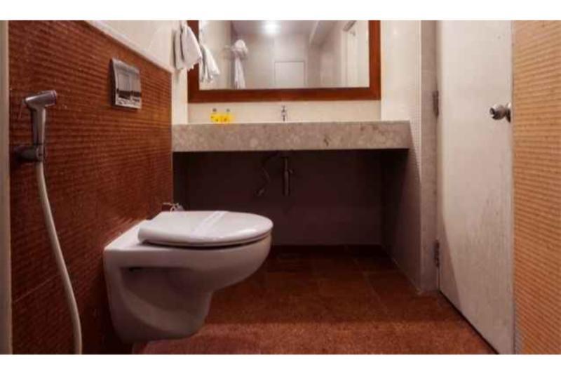 Fabhotel Sri Chakra Inn Porur 钦奈 外观 照片
